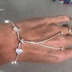 Adjustable Heart Bracelet - Silver